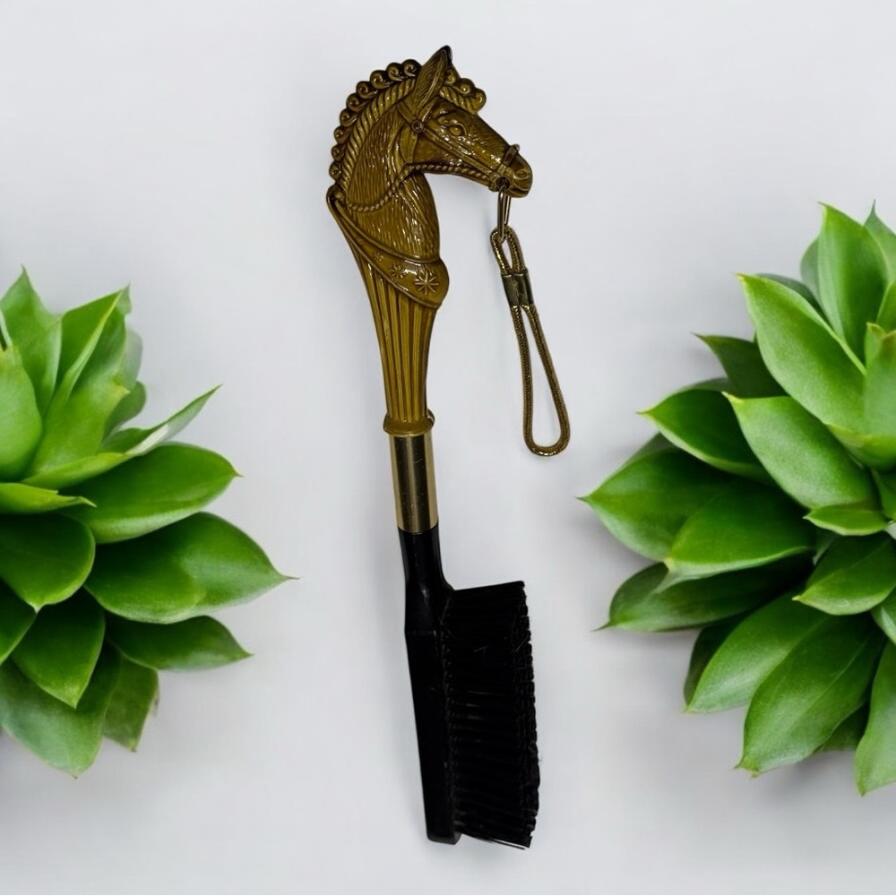 VINTAGE HORSE HEAD Brush Gold n black Shoes clothes 12” long crafted with style